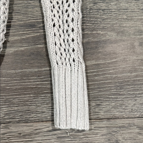 American Eagle Outfitters Cream Knit Sweater - Picture 4 of 4